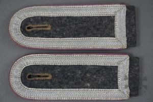 Reproduction German WWII Luftwaffe NCO Shoulder Boards -- Administration
