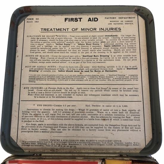 WW2 Home Paragon First Aid Case with Contents — image 4
