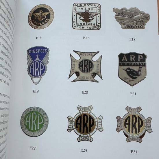 Book - Doing Their Bit - Home Front Lapel Badges 1939-1945 — image 4