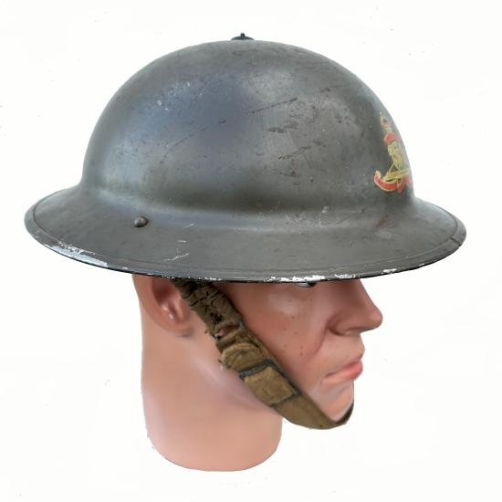 WW2 British Mk.II Helmet - Royal Artillery — image 3