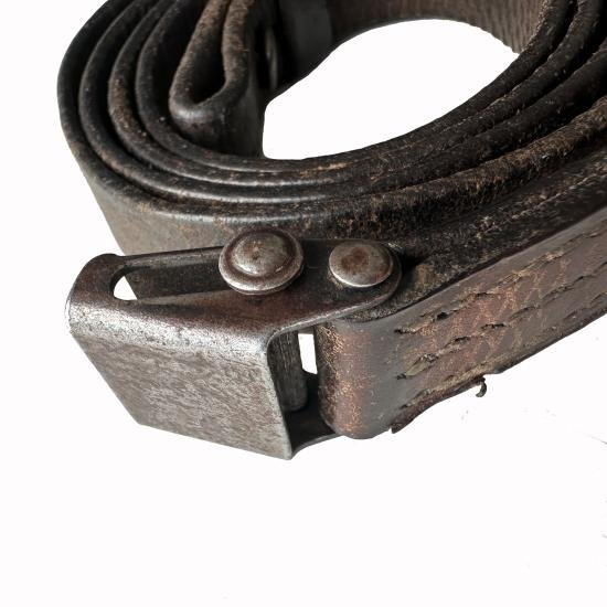 WW2 German Wehrmacht MP40 Leather Sling - Stamped — image 3