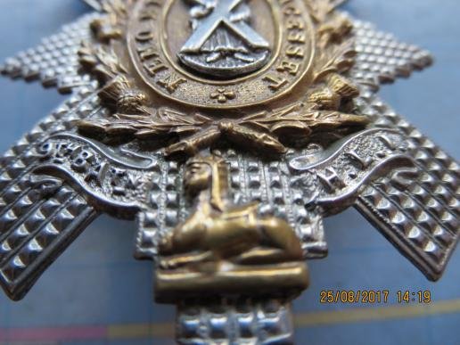 HLI Glasgow Highlanders post 1901 NCOs Glengarry badge — image 3