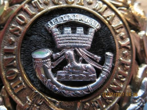 The Somerset Light Infantry QVC Officers Blue Helmet Plate — image 3