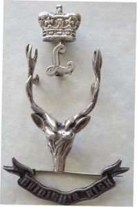 Seaforth Highlanders Officers Bonnet badge Scroll hallmarked to 1914
