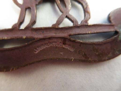 Royal Warwickshire Regiment Officers WW1 matched collars — image 3