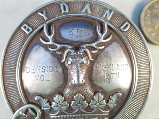 6th VB Gordon Highlanders Officers Silver Badge — image 2