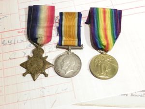 1914 Star Trio to Tell 19th Hussars