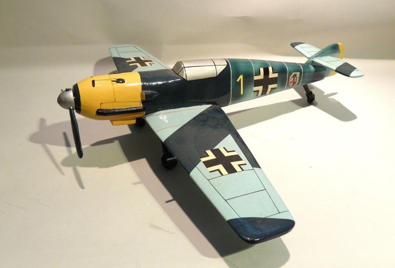 2 Large Vintage WW2 Fighter Aircraft. — image 2