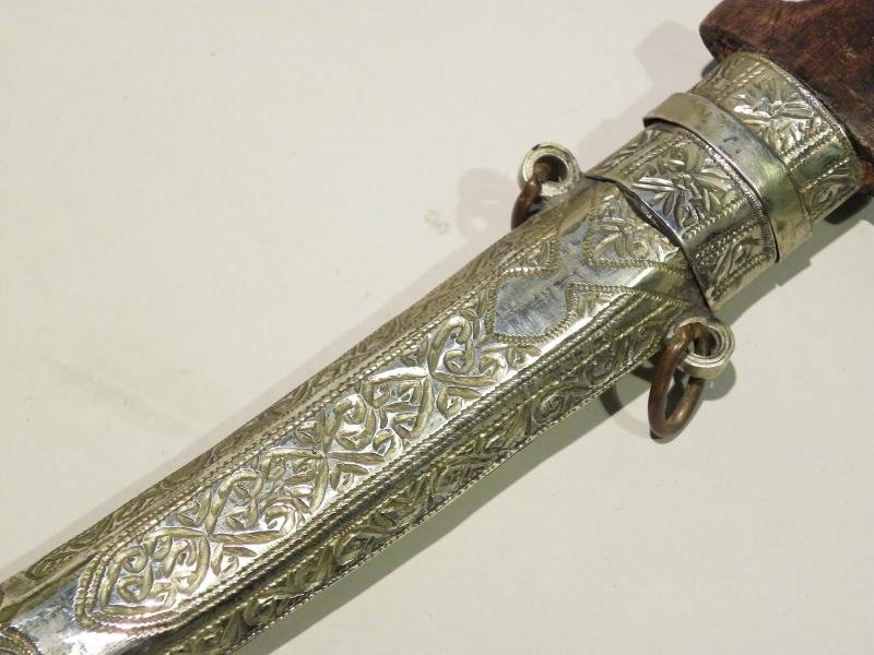 Vintage Moroccan Jambiya Dagger. — image 4