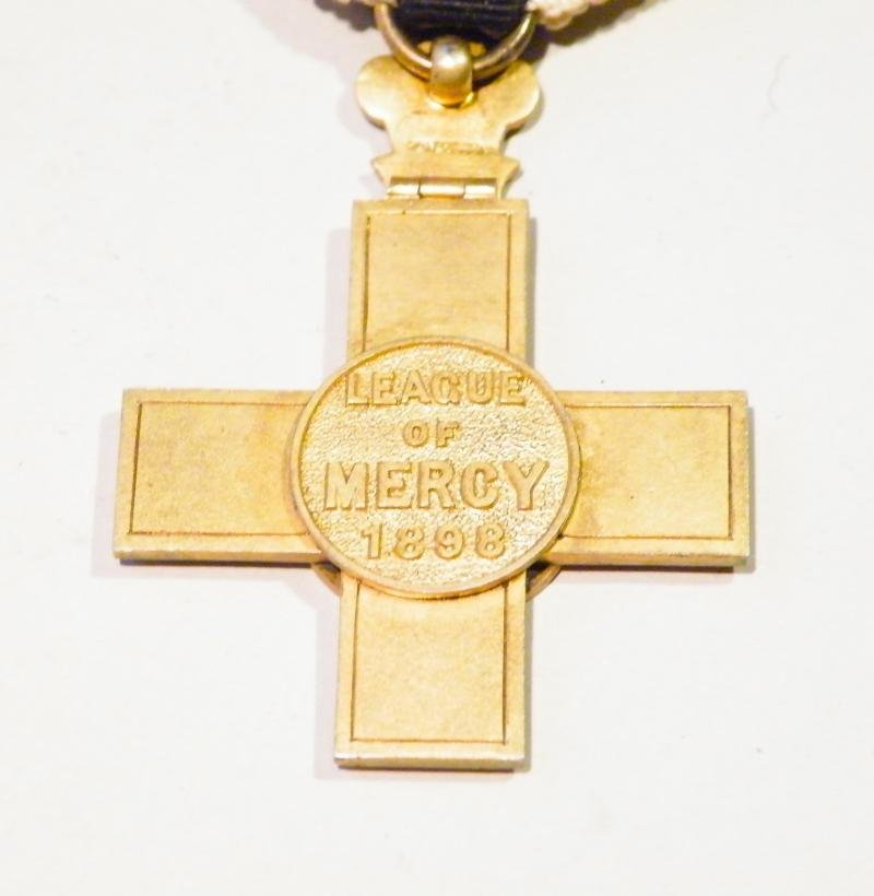Order of the League of Mercy Medal. — image 4