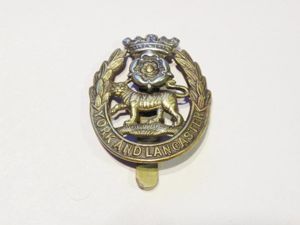 WW1 Era York & Lancs Regiment Cap Badge.