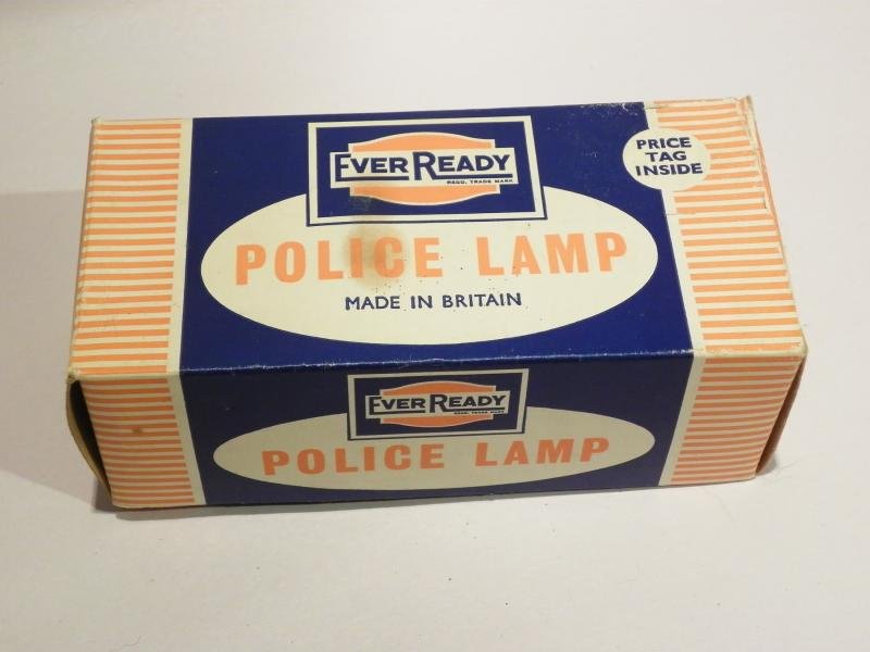 New & Boxed Vintage Ever Ready Police Lamp Torch — image 5