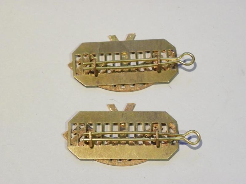 WW2 Cheshire Yeomanry Shoulder Titles. — image 2