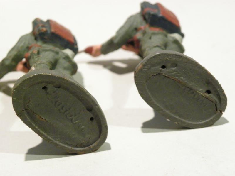 2 Large WW2 Era German Elastolin Soldiers. — image 3