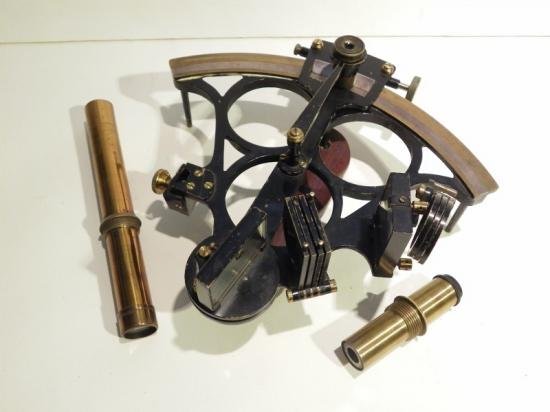 Late Victorian Royal Naval Sextant. — image 2