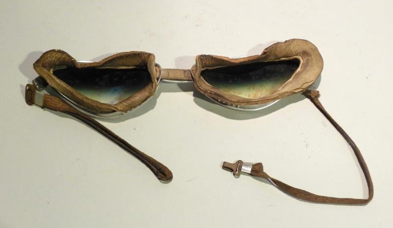 WW2 Era Coloured Lens Driving Goggles — image 2