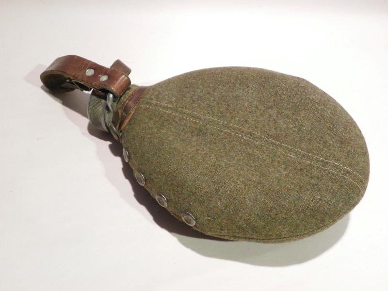 WW2 Swedish Water Bottle. — image 4