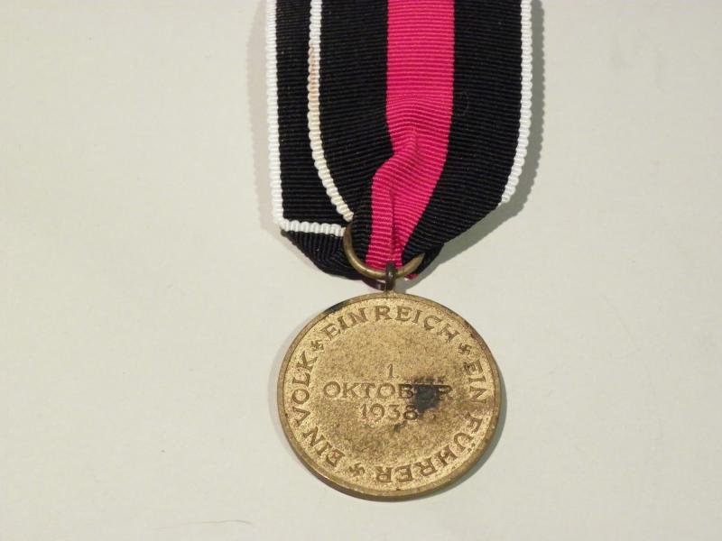German 1st October 1938 Sudetenland Medal — image 2