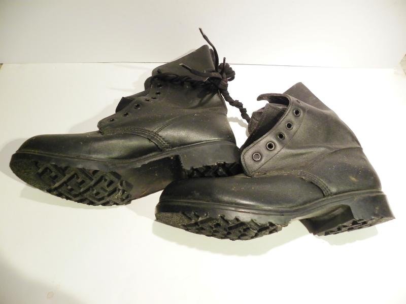 1980's British Black High Combat Boots. — image 2