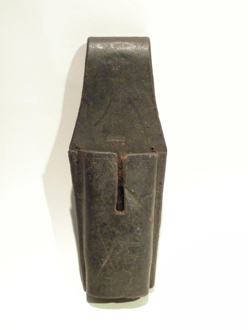 Vintage Leather Frog. — image 2