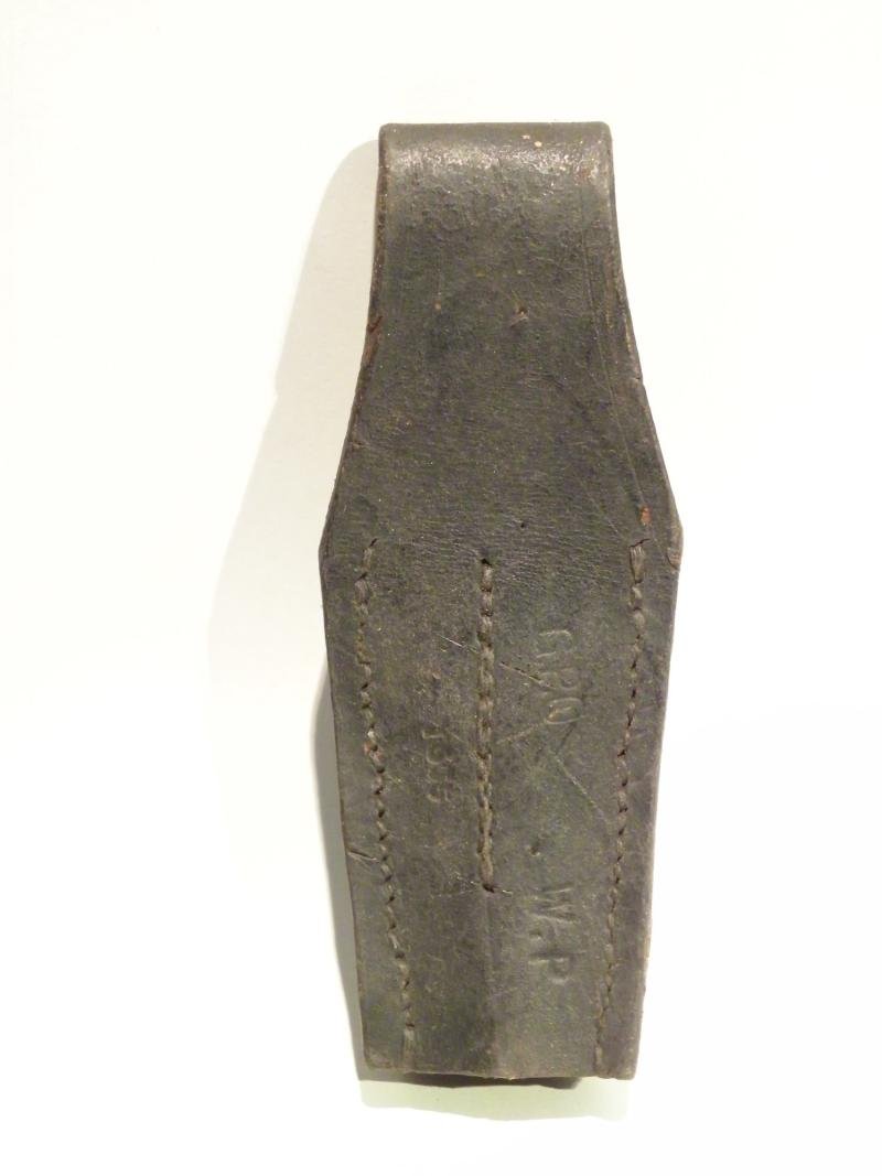 Vintage Leather Frog. — image 3