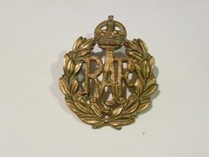 1930's RAF Cap Badge.