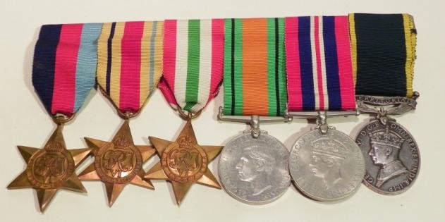 Super WW2 Territorial Group to BQMS Gray RA. — image 2