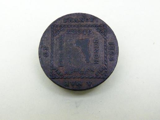 Very Rare 18th century Anti French Satirical Half Penny Token. — image 3