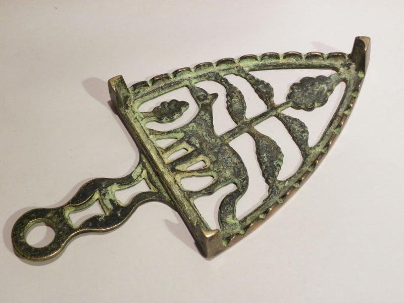Victorian Brass Iron Trivet. — image 3