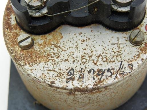 WW2 Spitfire Engine Temp Gauge. — image 4