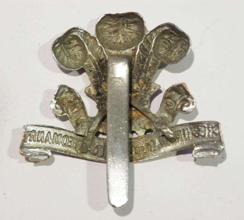 WW1 Era Cheshire Yeomanry Cap Badge. — image 2