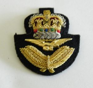 QEII WRAF Officers Cap Badge