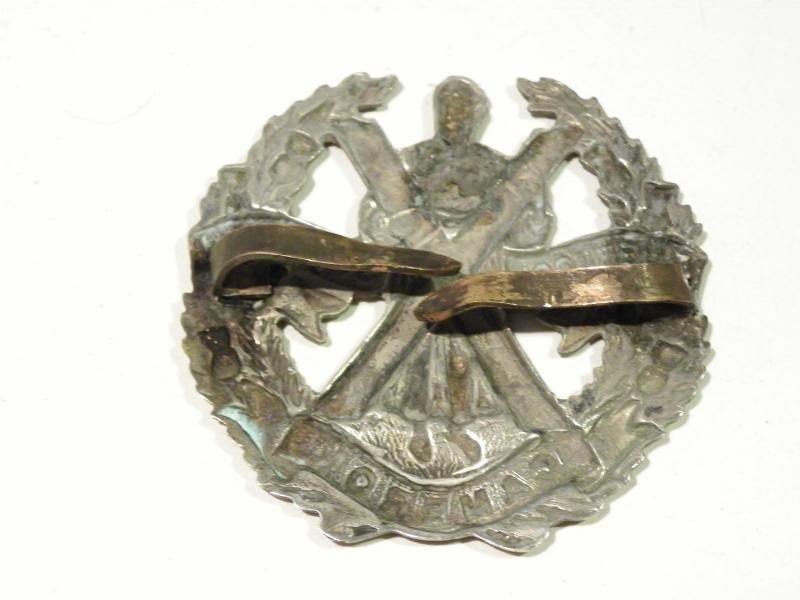 WW2 Era Liverpool Scottish Glengarry Badge. — image 2
