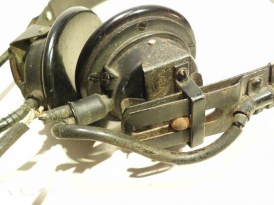 WW2 Panzer Tank Headphones & Throat Mike. — image 7