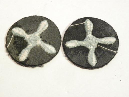 Pair of WW2 RAF Chief Technician Rank Cloth Patches — image 2