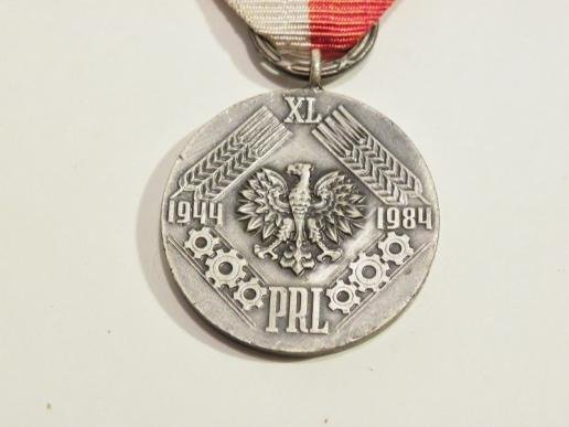 Vintage Polish Communist Medal — image 2