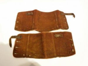 Good Pair of WW1 Era Ladies Leather Putties