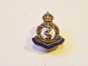WW1 RAMC Silver & Enamel Sweetheart Badge