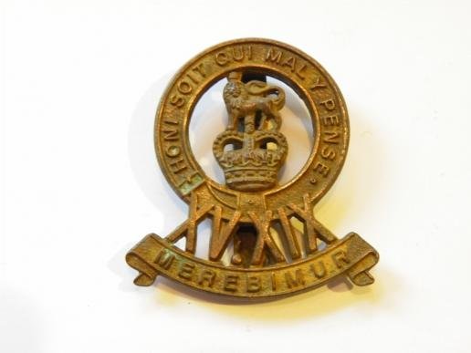 15th & 19th Hussars Cap & Shoulder Badges. — image 2