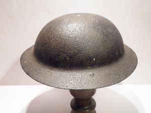 WW1 British Raw Edge Brodie – Battlefield Relic.