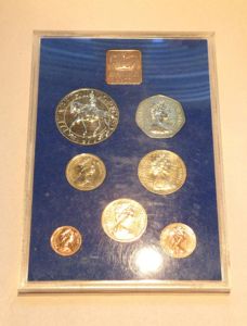 1977 Queens Silver Jubilee Proof Coinage Set.