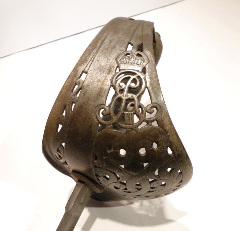 Edward VII Infantry NCO's Sword. — image 3