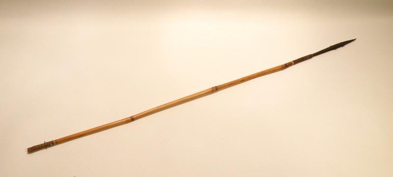Antique 4 Barbed Bamboo Shafted Arrow. — image 2