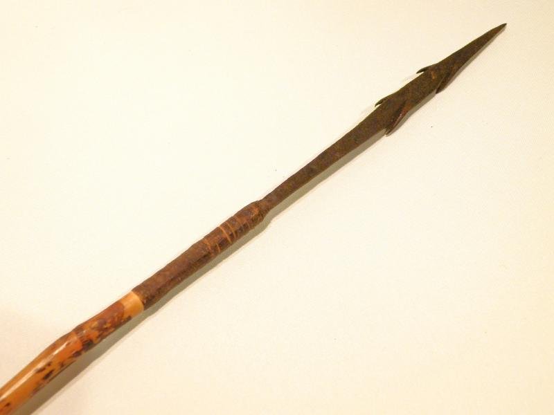 Antique 4 Barbed Bamboo Shafted Arrow. — image 3