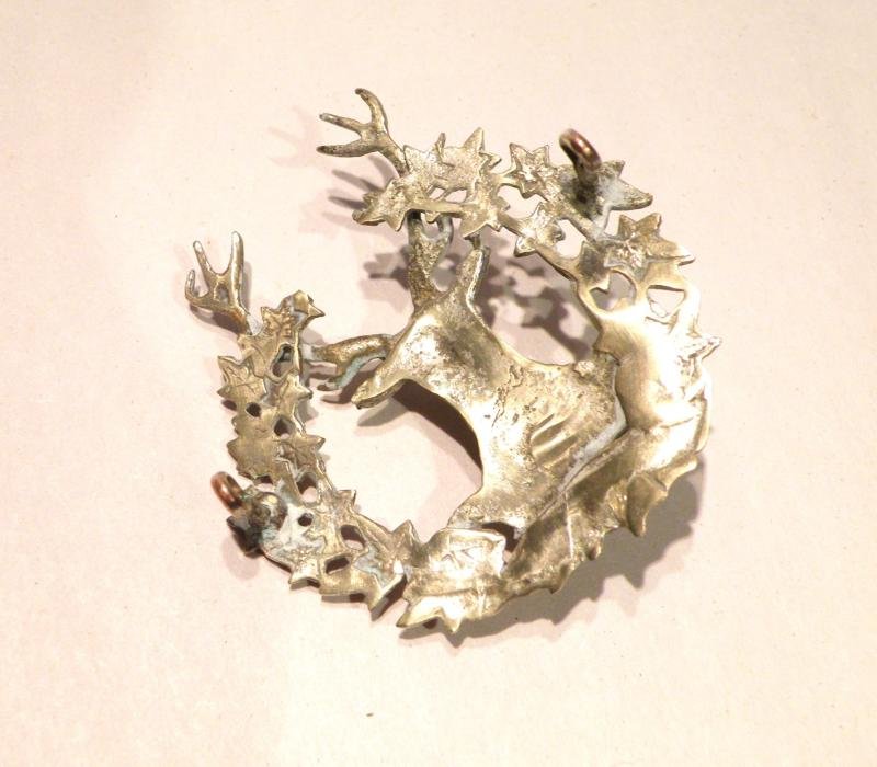 1930's Gorden Highlanders Officers Glengarry Badge. — image 2