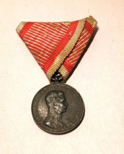 WW1 Austrian Karl Silver Medal for Bravery