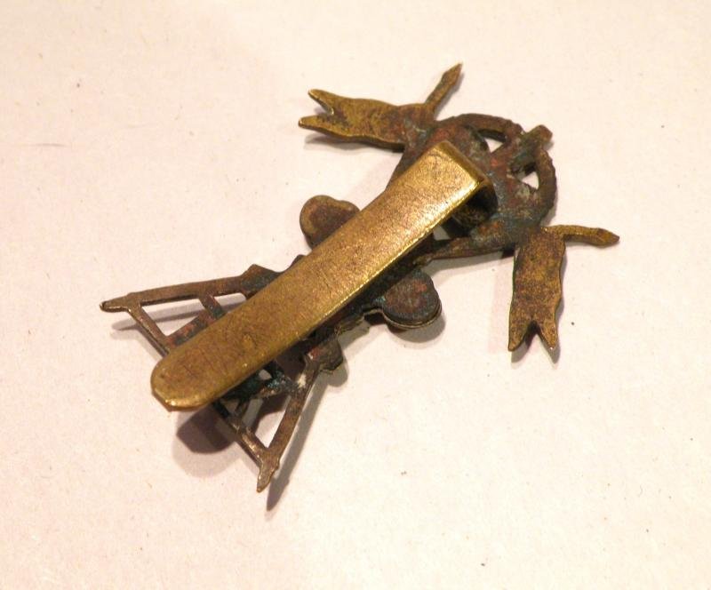 WW1 Era 12th Lancers Cap Badge. — image 2