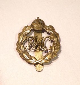 WW2 Royal Armoured Corps Cap Badge.