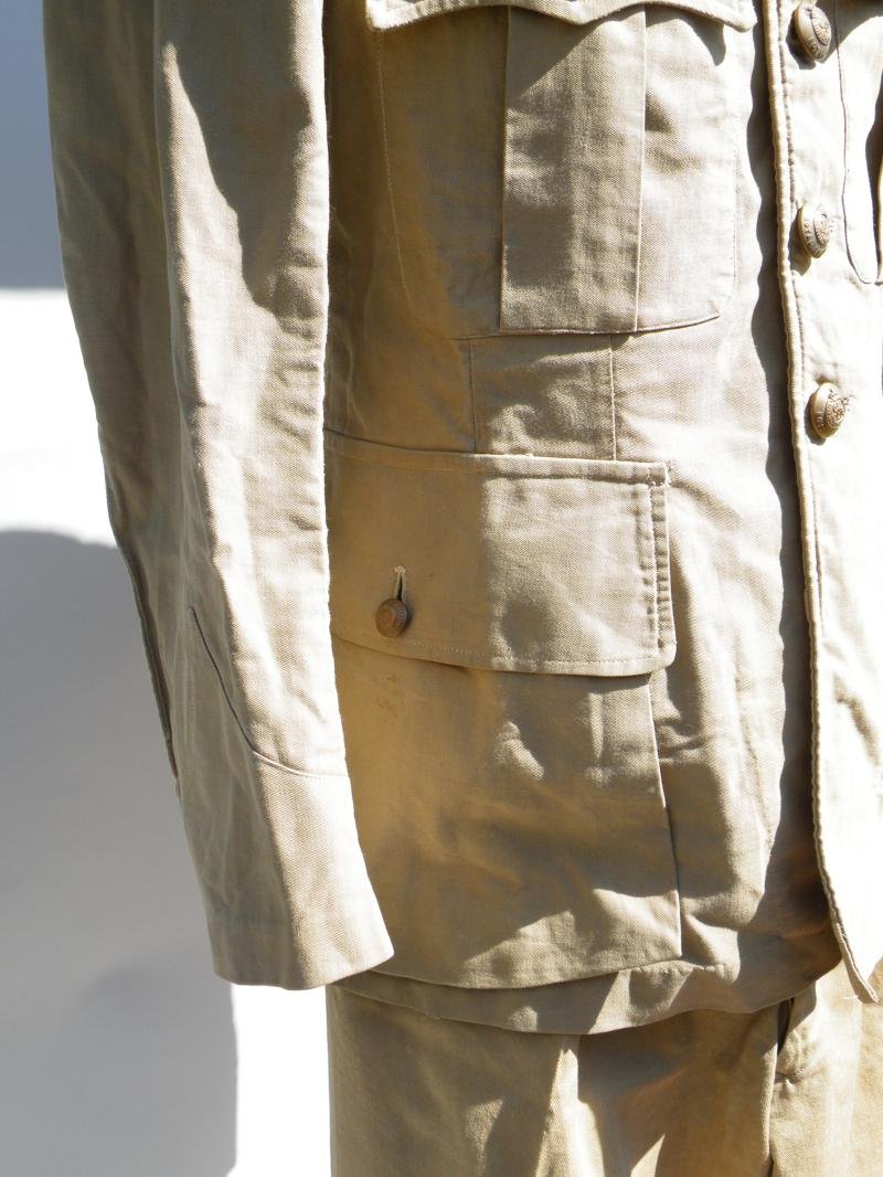 Post WW1 Offices Tropical Uniform. — image 4