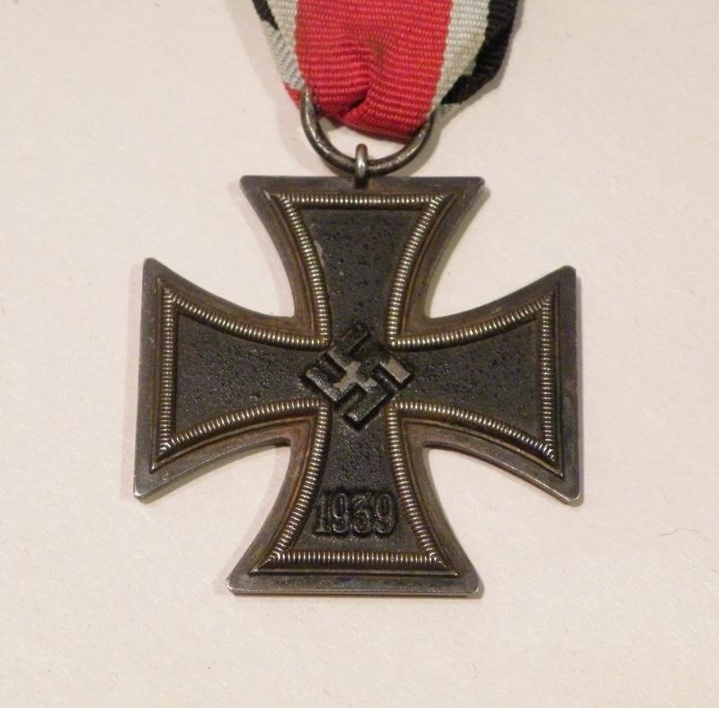 WW2 era German Iron Cross 2nd Class. — image 2
